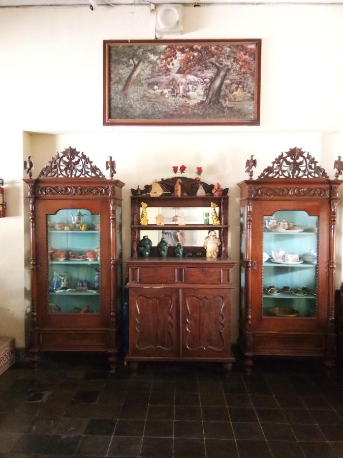 Prayogo Lama Family Gh Prawirotaman Джокьякарта Экстерьер фото